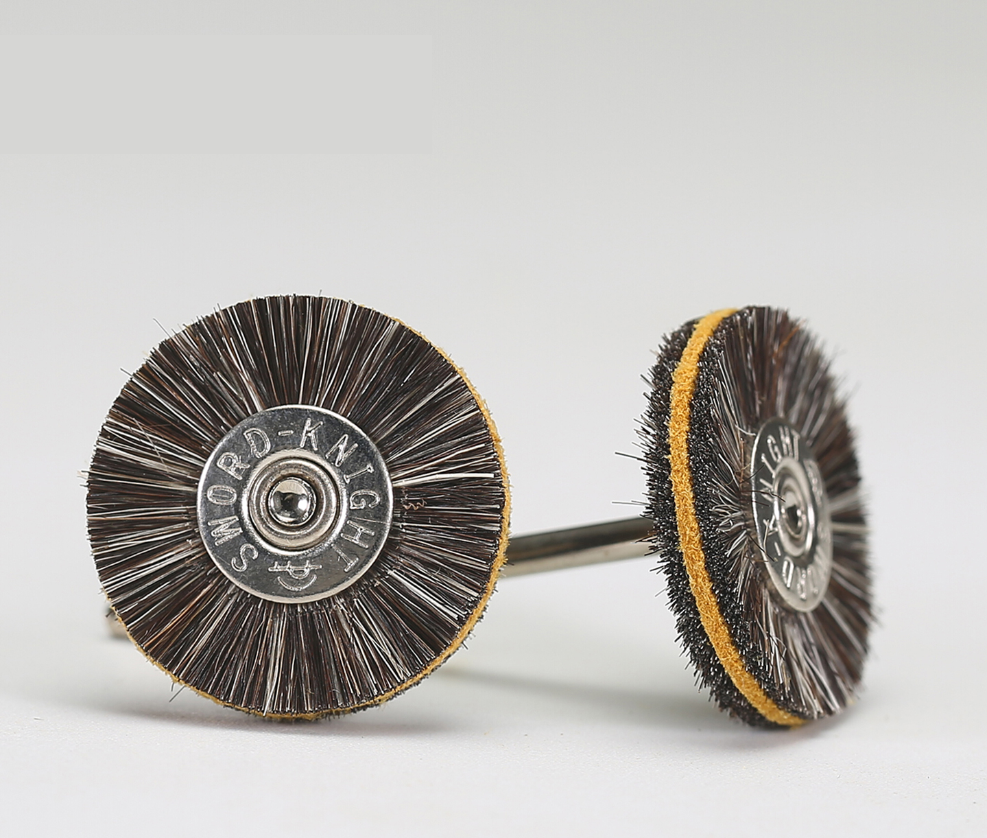 Black-Grey Wool & Yellow Leather Pen Brush Ø17-22mm × 42mm