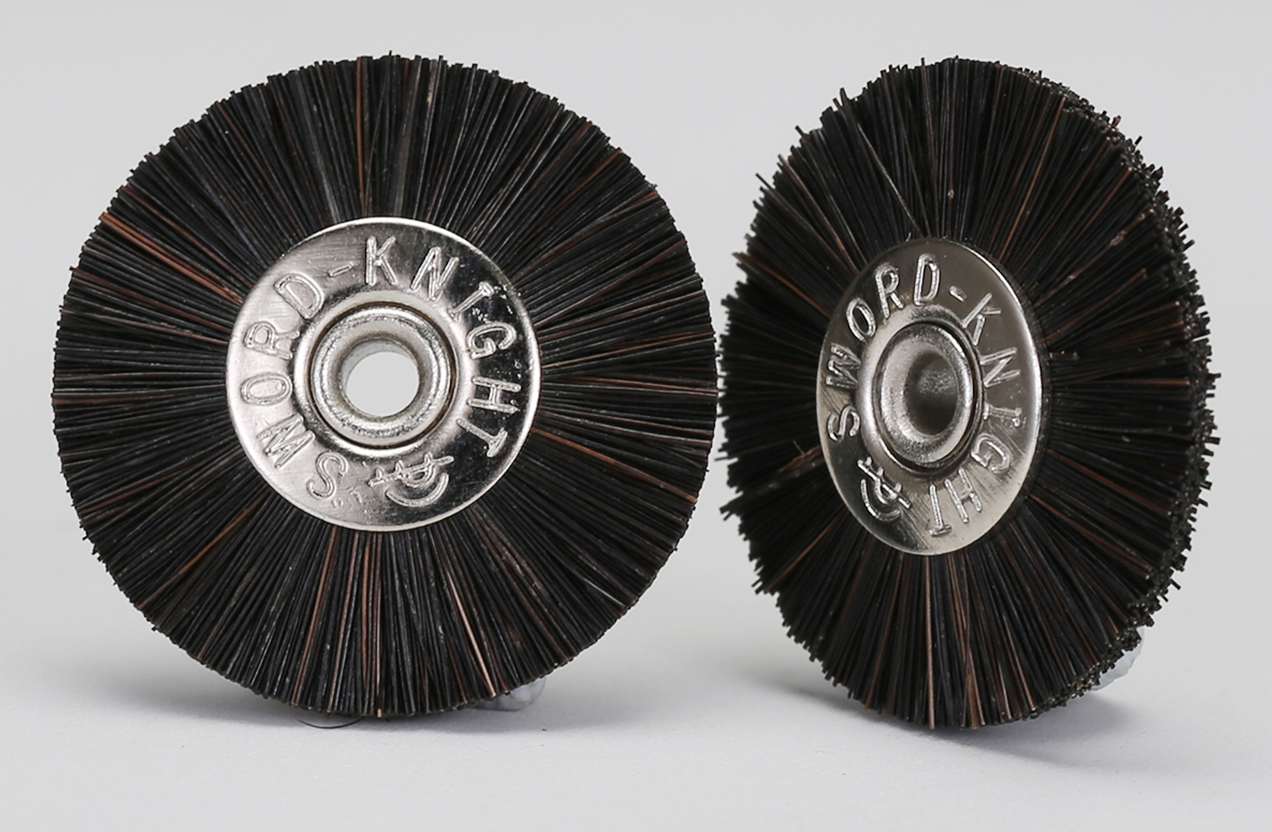 Black & Brown Horse Hair Ø19-25mm Buffing Wheel