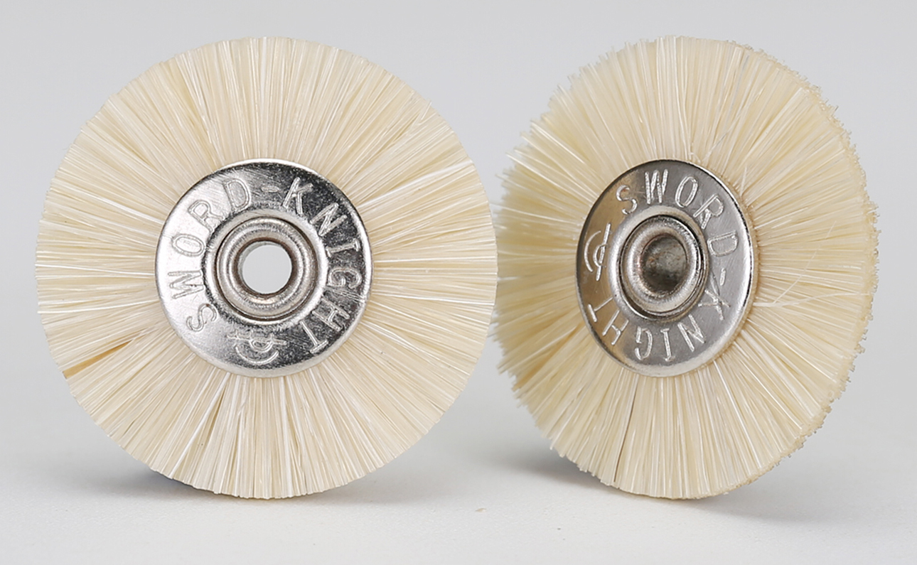 White Pig Bristle Ø19-25mm Buffing Wheel